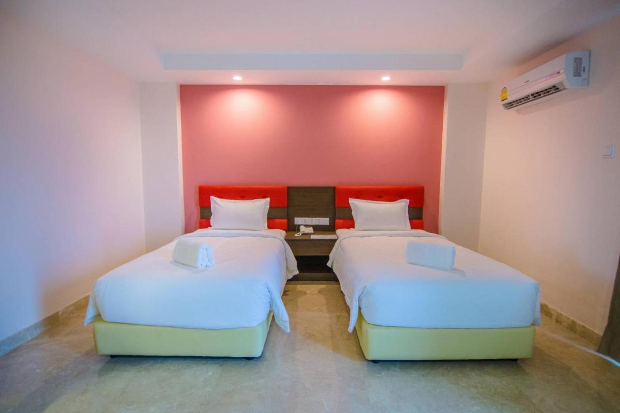 M Village Hostel Sadao Екстериор снимка